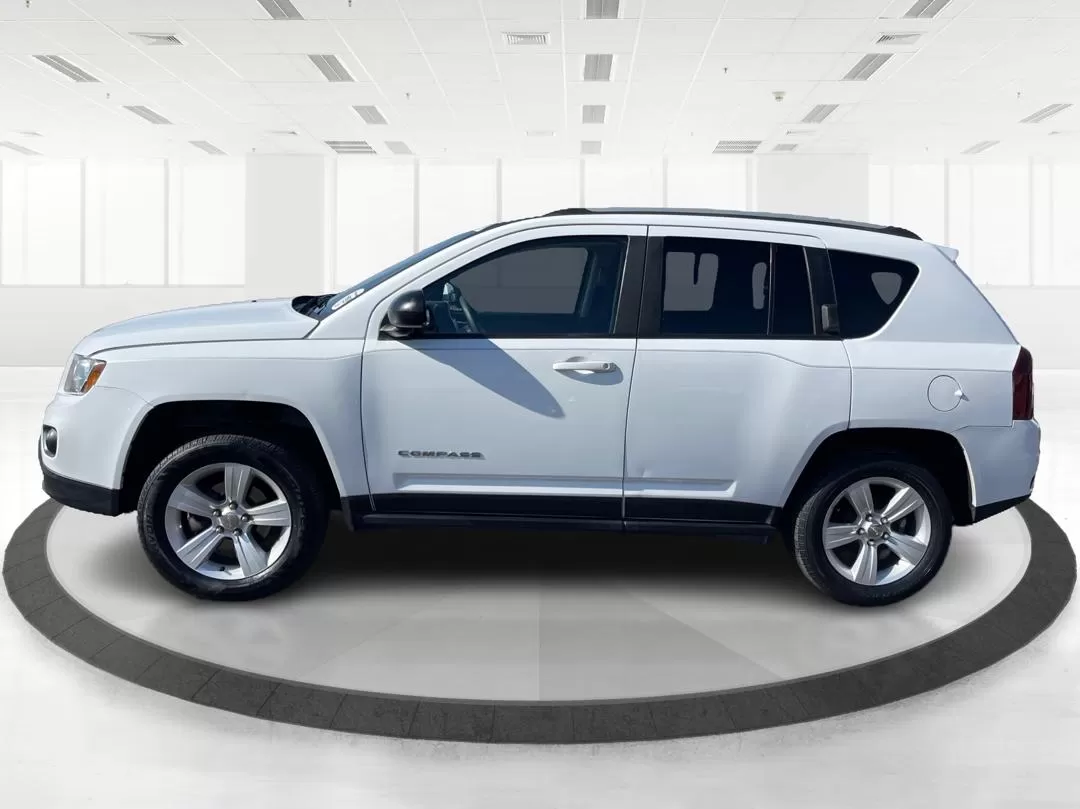 2016 Jeep Compass Sport (1C4NJCBA1GD) with an Other engine, located at 1951 S Dayton Lakeview Rd., New Carlisle, OH, 45344, (937) 908-9800, 39.890999, -84.050255 - **Adventure Awaits with the 2016 Jeep Compass Sport in Fairborn, OH!**<br /> <br /> Are you and your family ready to embark on thrilling weekend adventures or find the ideal companion for your daily commute? Look no further! The 2016 Jeep Compass Sport is the perfect SUV for those who need a dependa - Photo#5