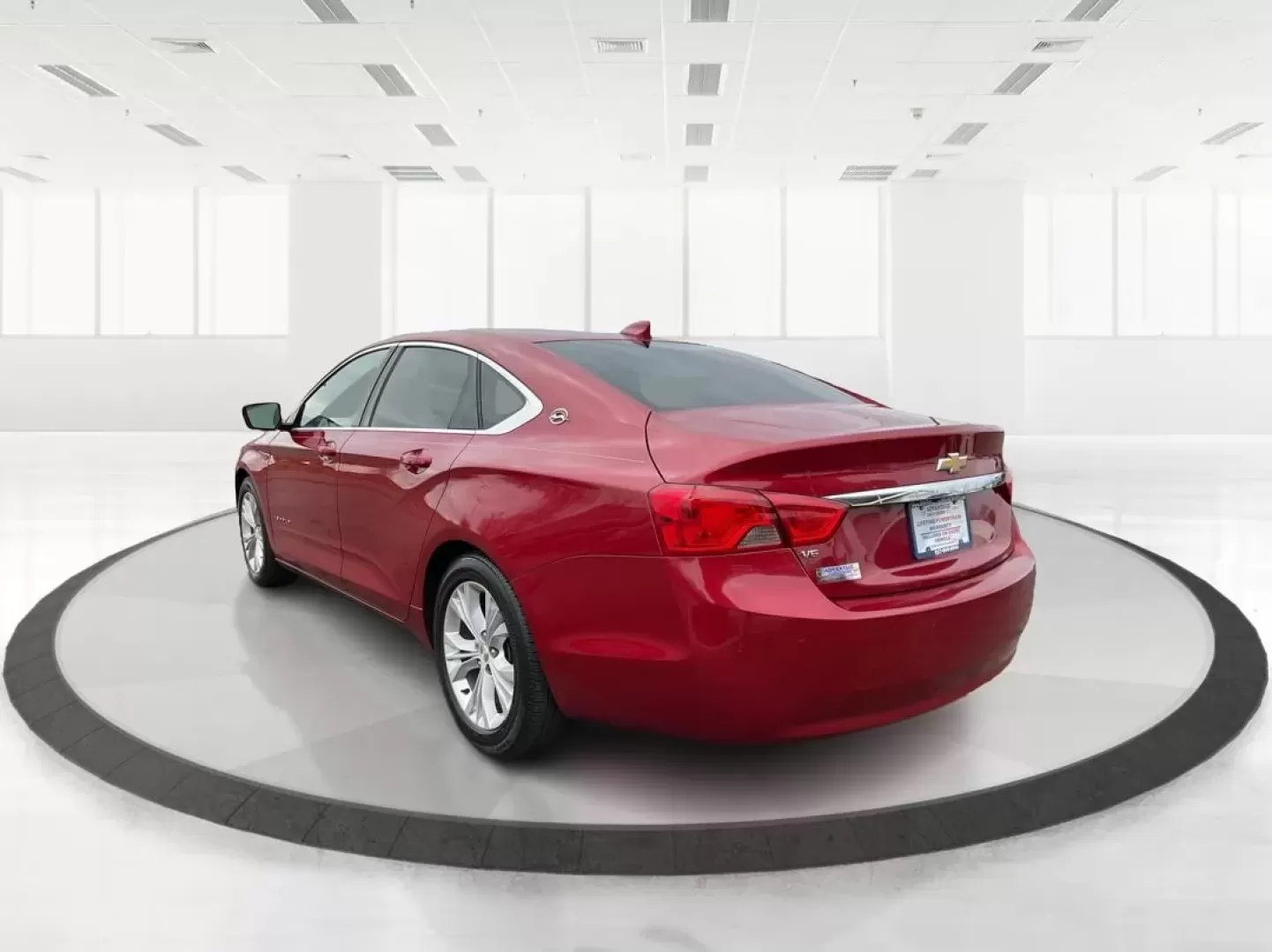 2015 Chevrolet Impala 2LT (2G1125S33F9) with an 3.6L V-6 gasoline direct injection engine, located at 1951 S Dayton Lakeview Rd., New Carlisle, OH, 45344, (937) 908-9800, 39.890999, -84.050255 - Photo#4