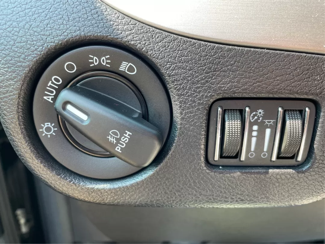 2017 Dodge Grand Caravan GT (2C4RDGEG9HR) with an 3.6L V6 DOHC 24V engine, 6-Speed Automatic transmission, located at 1951 S Dayton Lakeview Rd., New Carlisle, OH, 45344, (937) 908-9800, 39.890999, -84.050255 - Photo#17