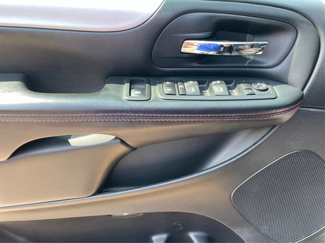 2017 Dodge Grand Caravan GT (2C4RDGEG9HR) with an 3.6L V6 DOHC 24V engine, 6-Speed Automatic transmission, located at 1951 S Dayton Lakeview Rd., New Carlisle, OH, 45344, (937) 908-9800, 39.890999, -84.050255 - Photo#19