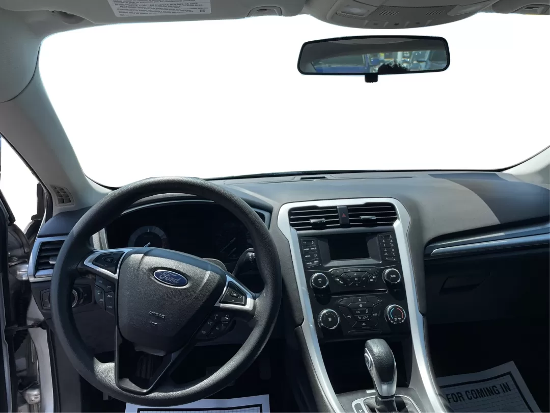 2013 Ford Fusion SE (3FA6P0H73DR) with an Other engine, located at 1951 S Dayton Lakeview Rd., New Carlisle, OH, 45344, (937) 908-9800, 39.890999, -84.050255 - **Unlock Your Lifestyle with the 2013 Ford Fusion SE Perfect for Your Daily Adventures!**<br /> <br /> Are you looking for a sophisticated sedan that blends style, comfort, and technology? Look no further than this 2013 Ford Fusion SE, located at Advantage Car and Credit in Fairborn, OH. With its a - Photo#21