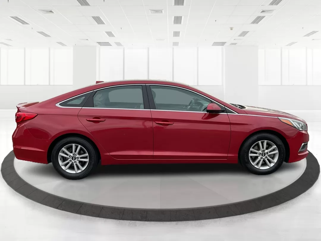 2017 Hyundai Sonata Base/SE (5NPE24AF8HH) with an Other engine, located at 1951 S Dayton Lakeview Rd., New Carlisle, OH, 45344, (937) 908-9800, 39.890999, -84.050255 - Photo#1