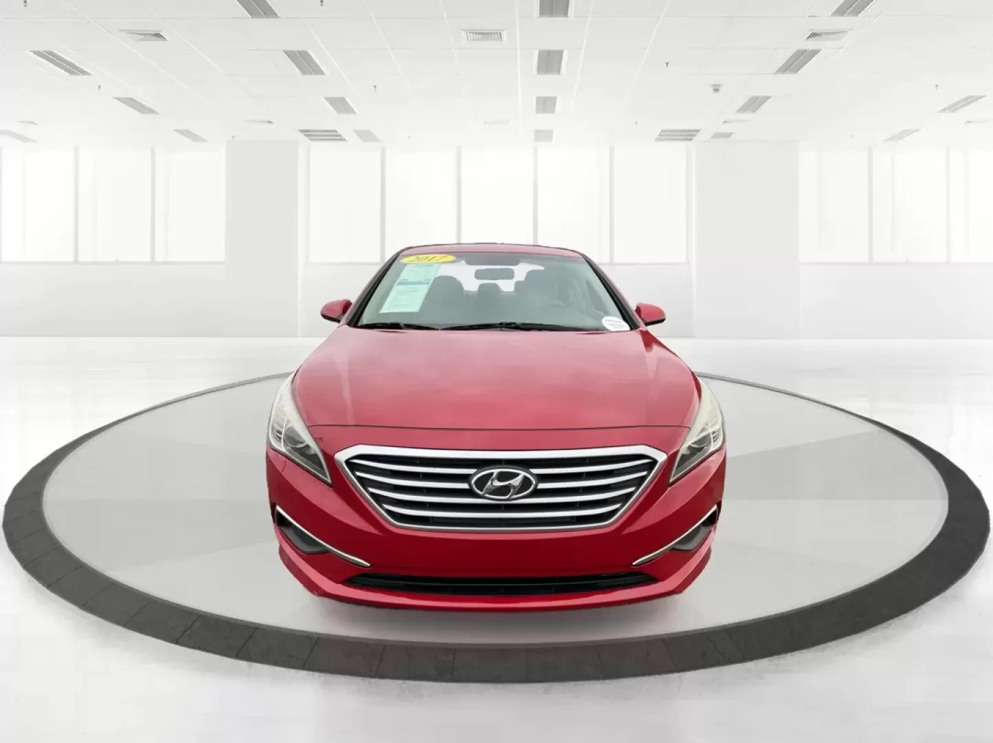 2017 Hyundai Sonata Base/SE (5NPE24AF8HH) with an Other engine, located at 1951 S Dayton Lakeview Rd., New Carlisle, OH, 45344, (937) 908-9800, 39.890999, -84.050255 - **Discover Your Next Adventure with the 2017 Hyundai Sonata at Advantage Car and Credit!**<br /> <br /> Are you in the market for a reliable sedan that effortlessly combines comfort, style, and functionality? Look no further than the 2017 Hyundai Sonata, available now at Advantage Car and Credit in - Photo#7