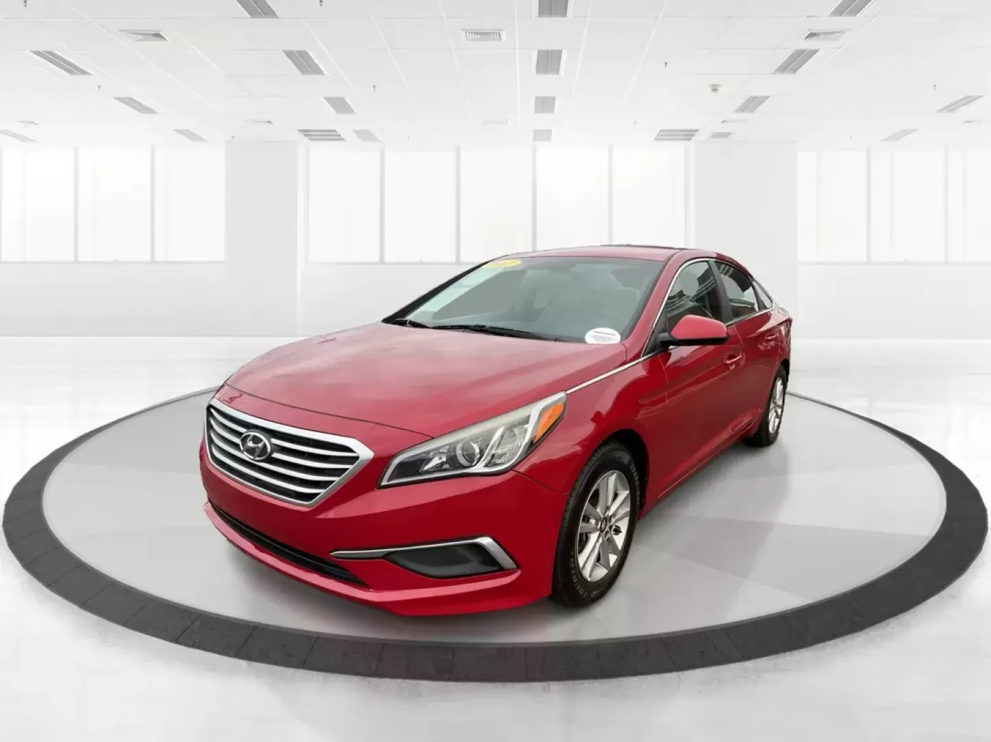 2017 Hyundai Sonata Base/SE (5NPE24AF8HH) with an Other engine, located at 1951 S Dayton Lakeview Rd., New Carlisle, OH, 45344, (937) 908-9800, 39.890999, -84.050255 - **Discover Your Next Adventure with the 2017 Hyundai Sonata at Advantage Car and Credit!**<br /> <br /> Are you in the market for a reliable sedan that effortlessly combines comfort, style, and functionality? Look no further than the 2017 Hyundai Sonata, available now at Advantage Car and Credit in - Photo#8