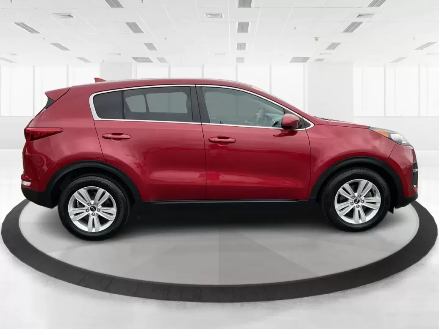 2018 Kia Sportage LX (KNDPM3AC2J7) with an Theta II 2.4L I-4 gasoline direct injection engine, located at 1951 S Dayton Lakeview Rd., New Carlisle, OH, 45344, (937) 908-9800, 39.890999, -84.050255 - Experience the thrill of adventure with the 2018 Kia Sportage, a vehicle designed to elevate your daily commute or weekend getaways. This stylish crossover, available at Advantage Car and Credit in Fairborn, OH, is perfect for those who crave versatility and reliability. Whether you're a growing fam - Photo#1