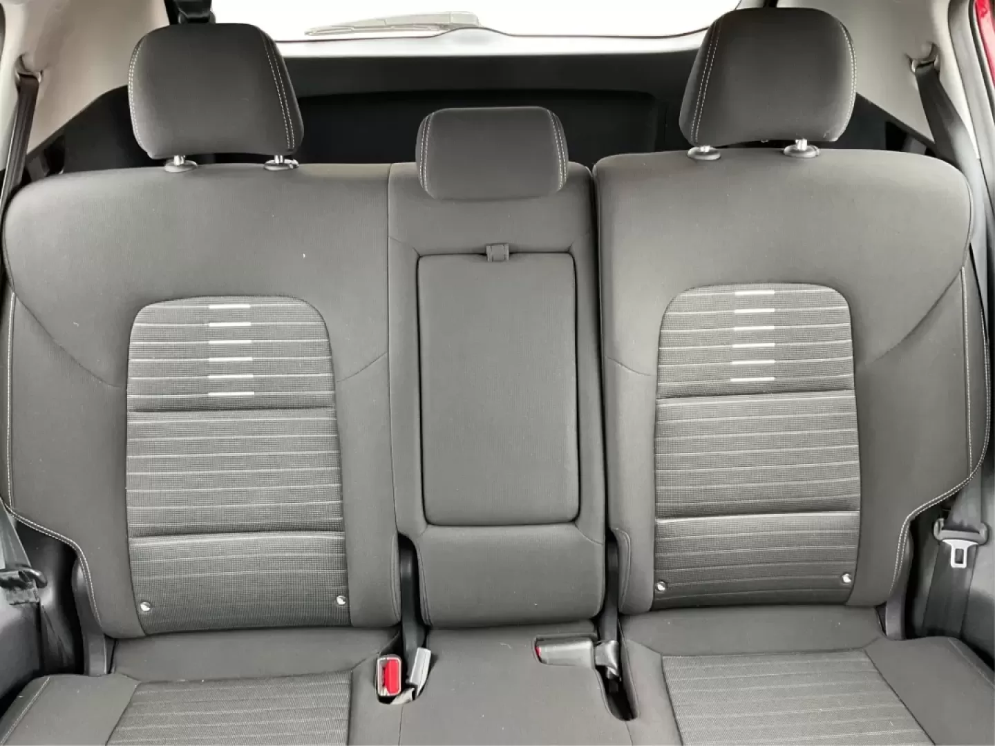 2018 Kia Sportage LX (KNDPM3AC2J7) with an Theta II 2.4L I-4 gasoline direct injection engine, located at 1951 S Dayton Lakeview Rd., New Carlisle, OH, 45344, (937) 908-9800, 39.890999, -84.050255 - Experience the thrill of adventure with the 2018 Kia Sportage, a vehicle designed to elevate your daily commute or weekend getaways. This stylish crossover, available at Advantage Car and Credit in Fairborn, OH, is perfect for those who crave versatility and reliability. Whether you're a growing fam - Photo#13