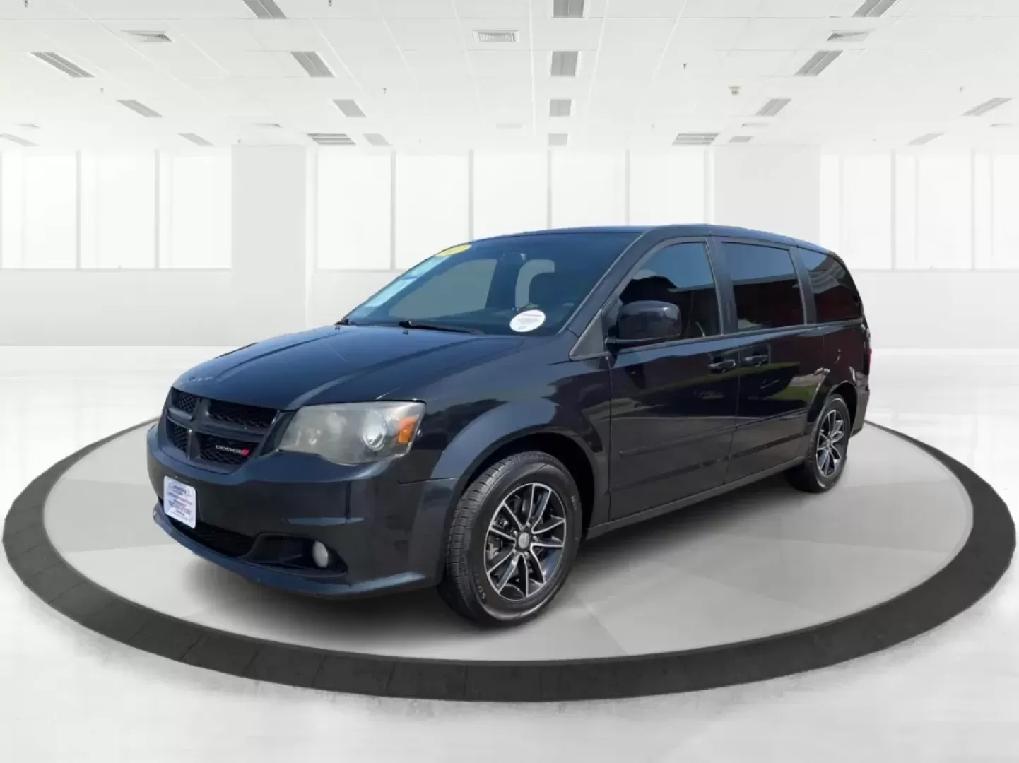 2017 Dodge Grand Caravan GT (2C4RDGEG9HR) with an 3.6L V6 DOHC 24V engine, 6-Speed Automatic transmission, located at 1951 S Dayton Lakeview Rd., New Carlisle, OH, 45344, (937) 908-9800, 39.890999, -84.050255 - **Discover Your Family's Adventure with the 2017 Dodge Grand Caravan GT at Advantage Car and Credit!**<br /> <br /> Are you ready to elevate your family's travel experience? The 2017 Dodge Grand Caravan GT is not just a vehicle; it's a lifestyle solution designed for families who love to explore, en - Photo#8