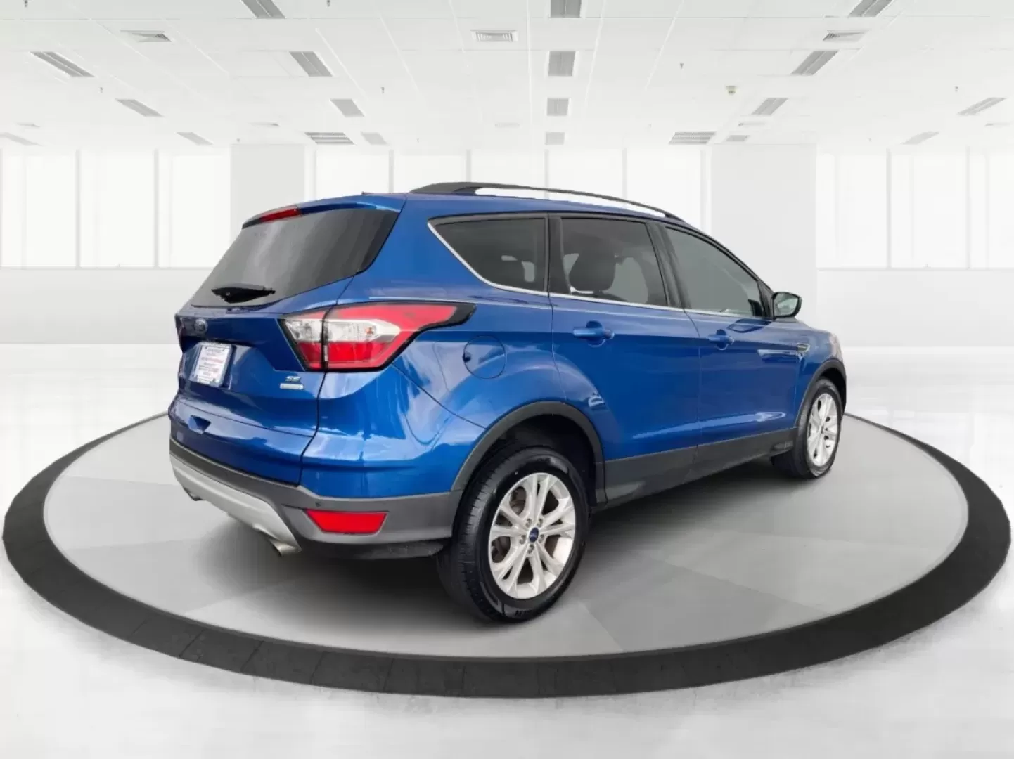 2017 Ford Escape SE (1FMCU0GD5HU) with an Other engine, located at 1951 S Dayton Lakeview Rd., New Carlisle, OH, 45344, (937) 908-9800, 39.890999, -84.050255 - **Adventure Awaits in This 2017 Ford Escape SE Perfect for Your Ohio Lifestyle!**<br /> <br /> Are you ready to embrace the open road? Whether you're commuting to work, taking the kids to soccer practice, or planning a weekend getaway to nearby attractions like the National Museum of the U.S. Air F - Photo#2