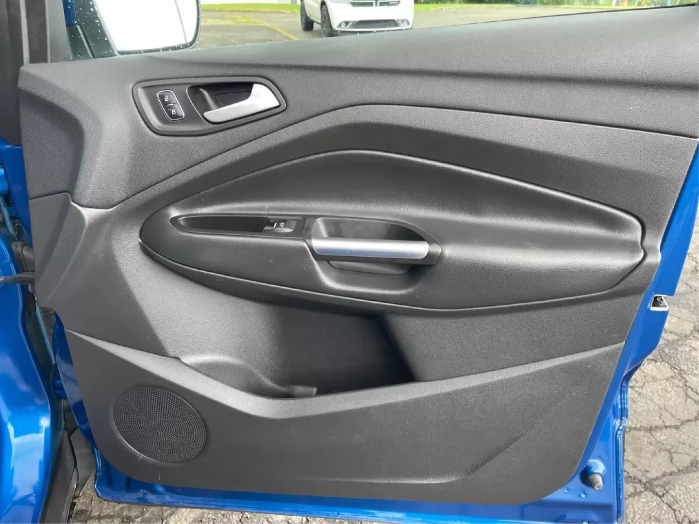 2017 Ford Escape SE (1FMCU0GD5HU) with an Other engine, located at 1951 S Dayton Lakeview Rd., New Carlisle, OH, 45344, (937) 908-9800, 39.890999, -84.050255 - **Adventure Awaits in This 2017 Ford Escape SE Perfect for Your Ohio Lifestyle!**<br /> <br /> Are you ready to embrace the open road? Whether you're commuting to work, taking the kids to soccer practice, or planning a weekend getaway to nearby attractions like the National Museum of the U.S. Air F - Photo#19
