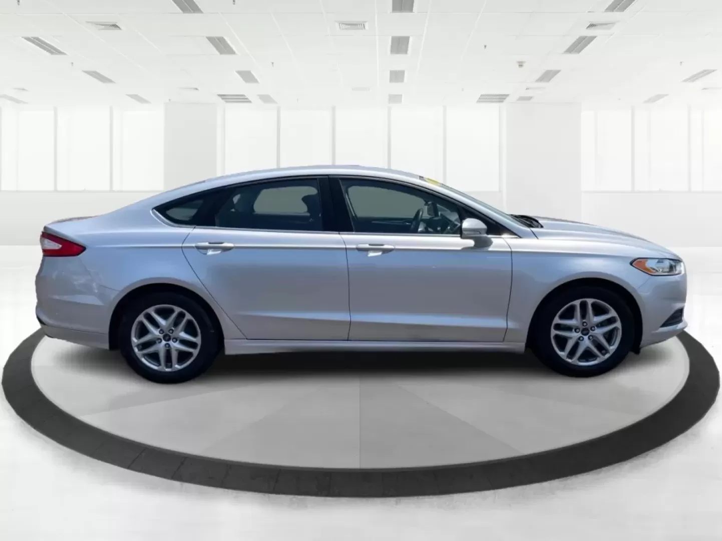 2013 Ford Fusion SE (3FA6P0H73DR) with an Other engine, located at 1951 S Dayton Lakeview Rd., New Carlisle, OH, 45344, (937) 908-9800, 39.890999, -84.050255 - **Unlock Your Lifestyle with the 2013 Ford Fusion SE Perfect for Your Daily Adventures!**<br /> <br /> Are you looking for a sophisticated sedan that blends style, comfort, and technology? Look no further than this 2013 Ford Fusion SE, located at Advantage Car and Credit in Fairborn, OH. With its a - Photo#1