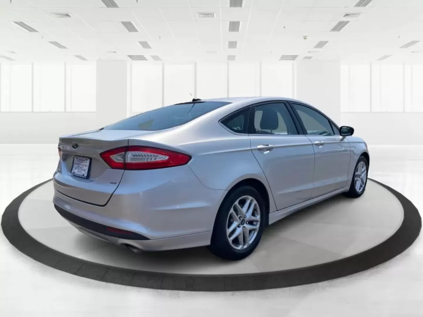 2013 Ford Fusion SE (3FA6P0H73DR) with an Other engine, located at 1951 S Dayton Lakeview Rd., New Carlisle, OH, 45344, (937) 908-9800, 39.890999, -84.050255 - **Unlock Your Lifestyle with the 2013 Ford Fusion SE Perfect for Your Daily Adventures!**<br /> <br /> Are you looking for a sophisticated sedan that blends style, comfort, and technology? Look no further than this 2013 Ford Fusion SE, located at Advantage Car and Credit in Fairborn, OH. With its a - Photo#2