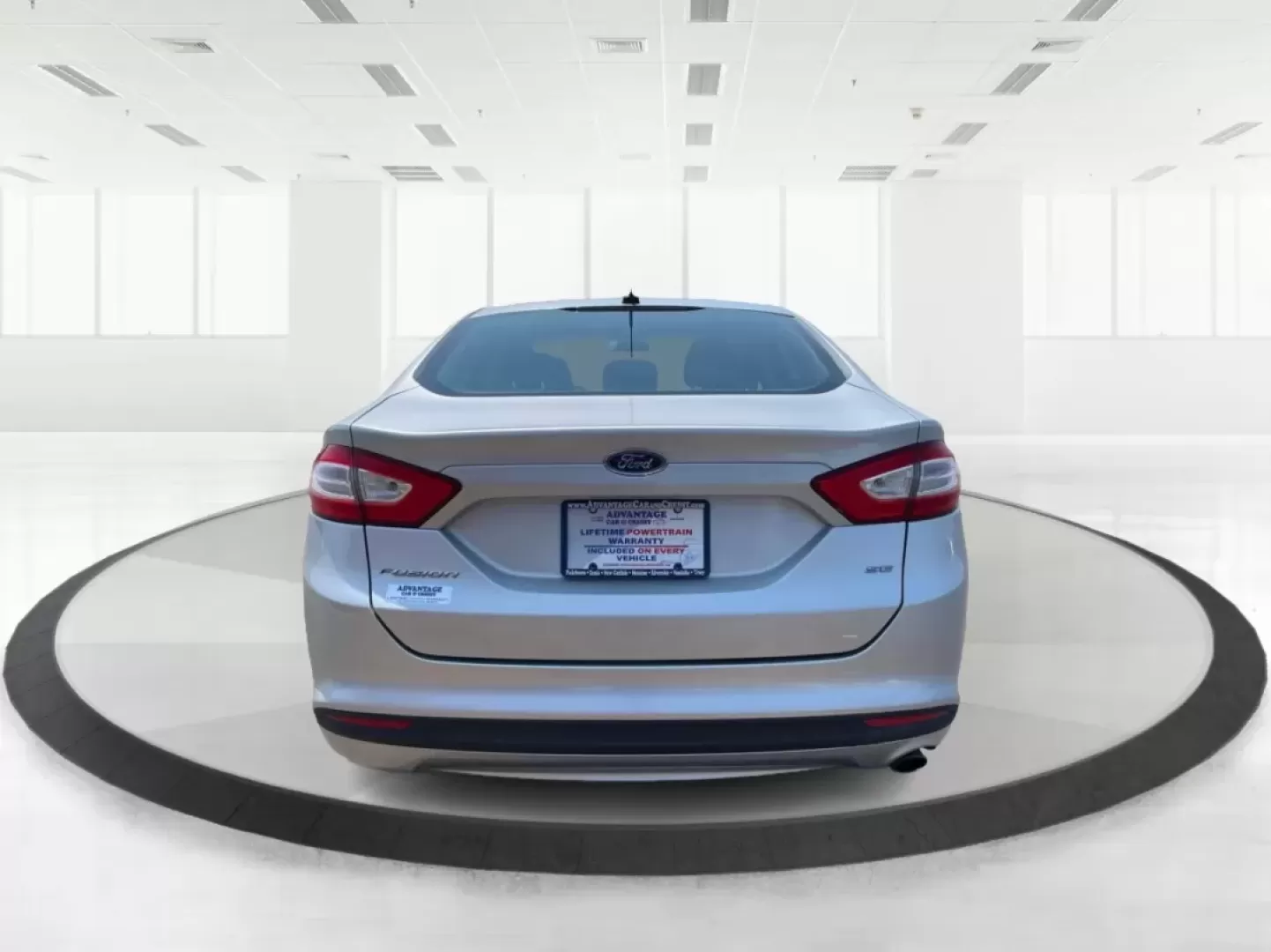 2013 Ford Fusion SE (3FA6P0H73DR) with an Other engine, located at 1951 S Dayton Lakeview Rd., New Carlisle, OH, 45344, (937) 908-9800, 39.890999, -84.050255 - **Unlock Your Lifestyle with the 2013 Ford Fusion SE Perfect for Your Daily Adventures!**<br /> <br /> Are you looking for a sophisticated sedan that blends style, comfort, and technology? Look no further than this 2013 Ford Fusion SE, located at Advantage Car and Credit in Fairborn, OH. With its a - Photo#3