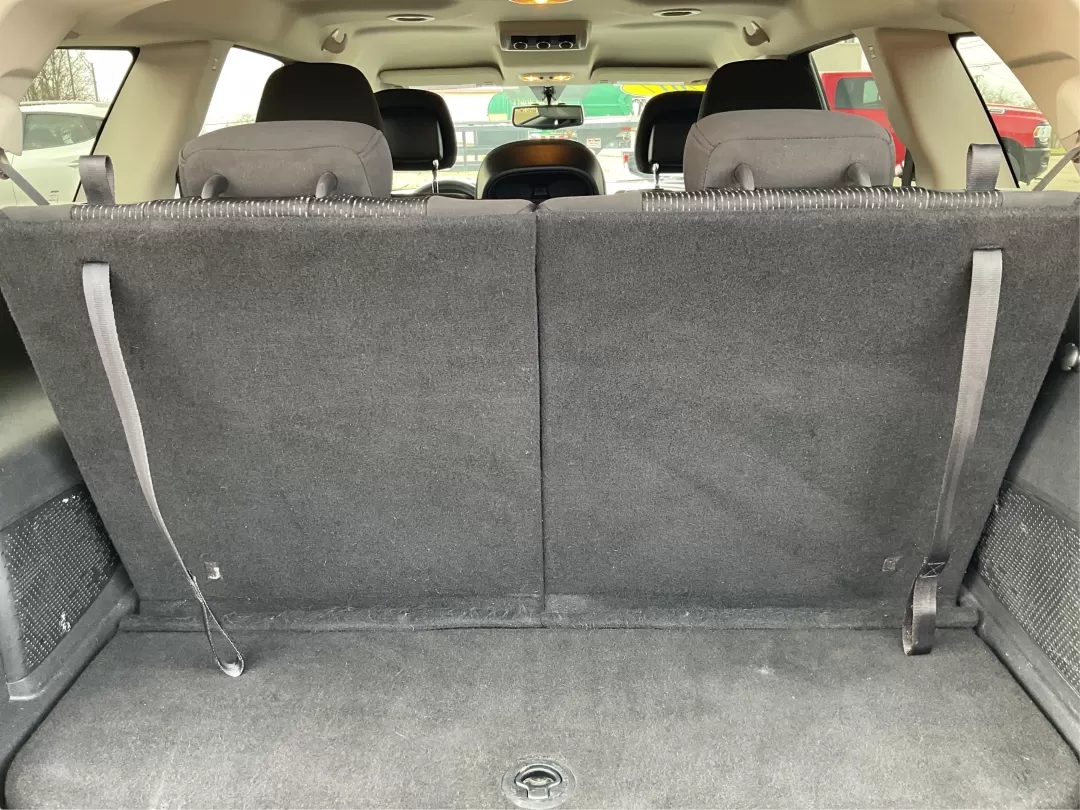 2016 Jeep Patriot Sport (1C4NJRBB0GD) with an 2.4L I-4 DOHC engine, located at 4508 South Dixie Dr, Moraine, OH, 45439, (937) 908-9800, 39.807072, -84.031563 - Photo#12