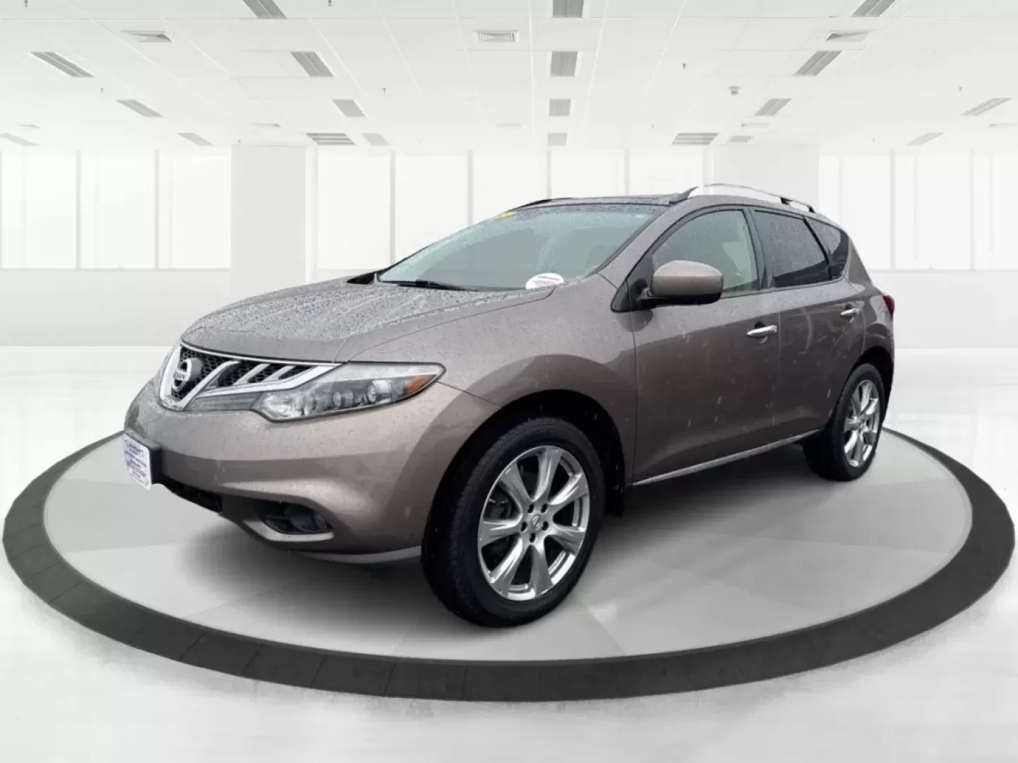 2014 Nissan Murano LE (JN8AZ1MW9EW) with an 3.5L V-6 DOHC engine, located at 1951 S Dayton Lakeview Rd., New Carlisle, OH, 45344, (937) 908-9800, 39.890999, -84.050255 - **Explore Adventure and Comfort with the 2014 Nissan Murano LE in Tinted Bronze Metallic!**<br /> <br /> Are you and your family ready for your next adventure? Whether it's a weekend getaway to the nearby Wright-Patterson Air Force Base or daily commutes through Fairborn, the 2014 Nissan Murano LE i - Photo#8
