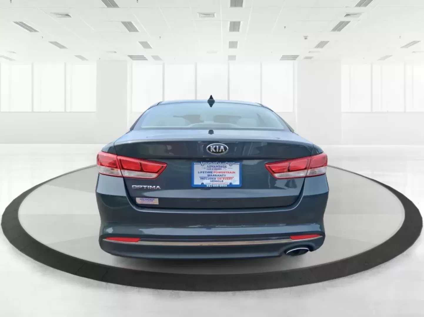 2016 Kia Optima LX (5XXGT4L36GG) with an Theta II 2.4L I-4 gasoline direct injection engine, located at 1951 S Dayton Lakeview Rd., New Carlisle, OH, 45344, (937) 908-9800, 39.890999, -84.050255 - Discover an exceptional driving experience with the 2016 Kia Optima LX, available now at Advantage Car and Credit in New Carlisle, OH. This sedan is not just a mode of transportation; it's an enhancement to your lifestyle, whether you're commuting to work, running errands, or embarking on weekend ad - Photo#3