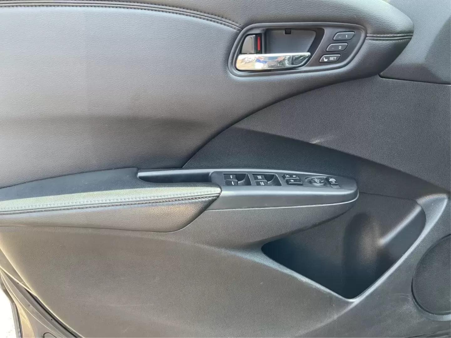 2014 Acura RDX Base (5J8TB4H33EL) with an Other engine, located at 1951 S Dayton Lakeview Rd., New Carlisle, OH, 45344, (937) 908-9800, 39.890999, -84.050255 - **Elevate Your Journey with the 2014 Acura RDX: Perfect for Every Adventure in Fairborn, OH**<br /> <br /> Are you on the hunt for a versatile vehicle that can seamlessly blend into your active lifestyle? Whether you're commuting to work, running errands around Fairborn, or planning a weekend getawa - Photo#18