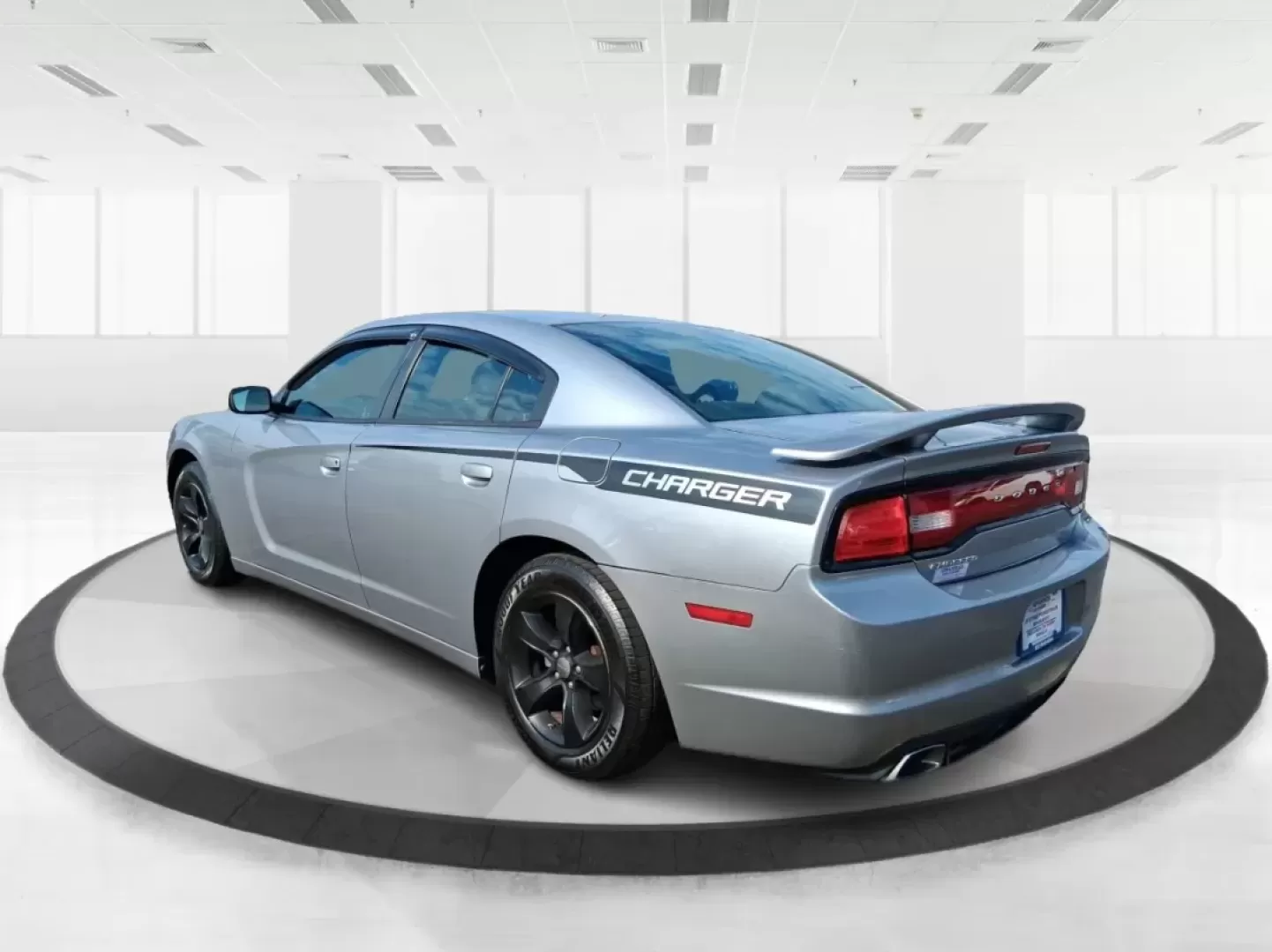 2014 Dodge Charger SE (2C3CDXBG0EH) with an 3.6L V-6 DOHC engine, located at 1951 S Dayton Lakeview Rd., New Carlisle, OH, 45344, (937) 908-9800, 39.890999, -84.050255 - **Unleash Adventure with the 2014 Dodge Charger SE Perfect for Families and Road Warriors!**<br /> <br /> If you're in the market for a versatile vehicle that can handle everything from daily commutes to weekend getaways, look no further than the 2014 Dodge Charger SE. This sedan combines style, co - Photo#4
