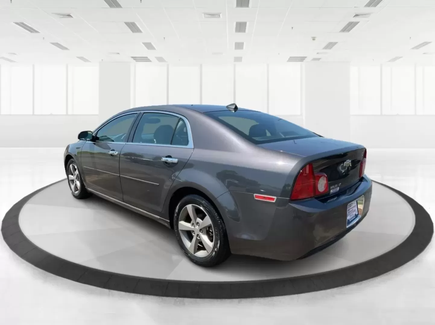2012 Chevrolet Malibu 1LT (1G1ZC5E0XCF) with an Ecotec 2.4L I-4 DOHC engine, located at 1951 S Dayton Lakeview Rd., New Carlisle, OH, 45344, (937) 908-9800, 39.890999, -84.050255 - **Discover Your Next Adventure with This 2012 Chevrolet Malibu!** <br /> <br /> Are you searching for the perfect vehicle to elevate your daily commute or family journey? Look no further! The 2012 Chevrolet Malibu 1LT is not just a car; it's a lifestyle enhancer, designed for those who value reliabi - Photo#4