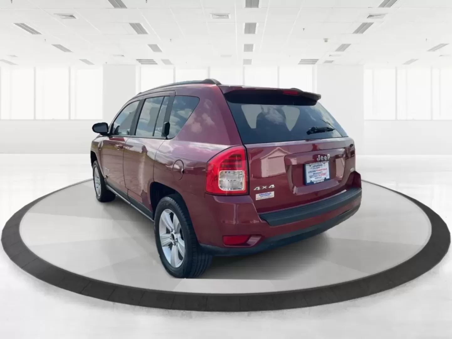 2013 Jeep Compass Latitude (1C4NJDEB6DD) with an 2.4L I-4 DOHC engine, located at 401 Woodman Dr, Riverside, OH, 45431, (937) 908-9800, 39.760899, -84.123421 - Are you ready to elevate your adventures and embrace a lifestyle filled with exploration? The 2013 Jeep Compass Latitude is the perfect companion for those who value versatility and comfort, making it an ideal choice for weekend getaways or daily commutes. This rugged yet refined SUV is now availabl - Photo#3