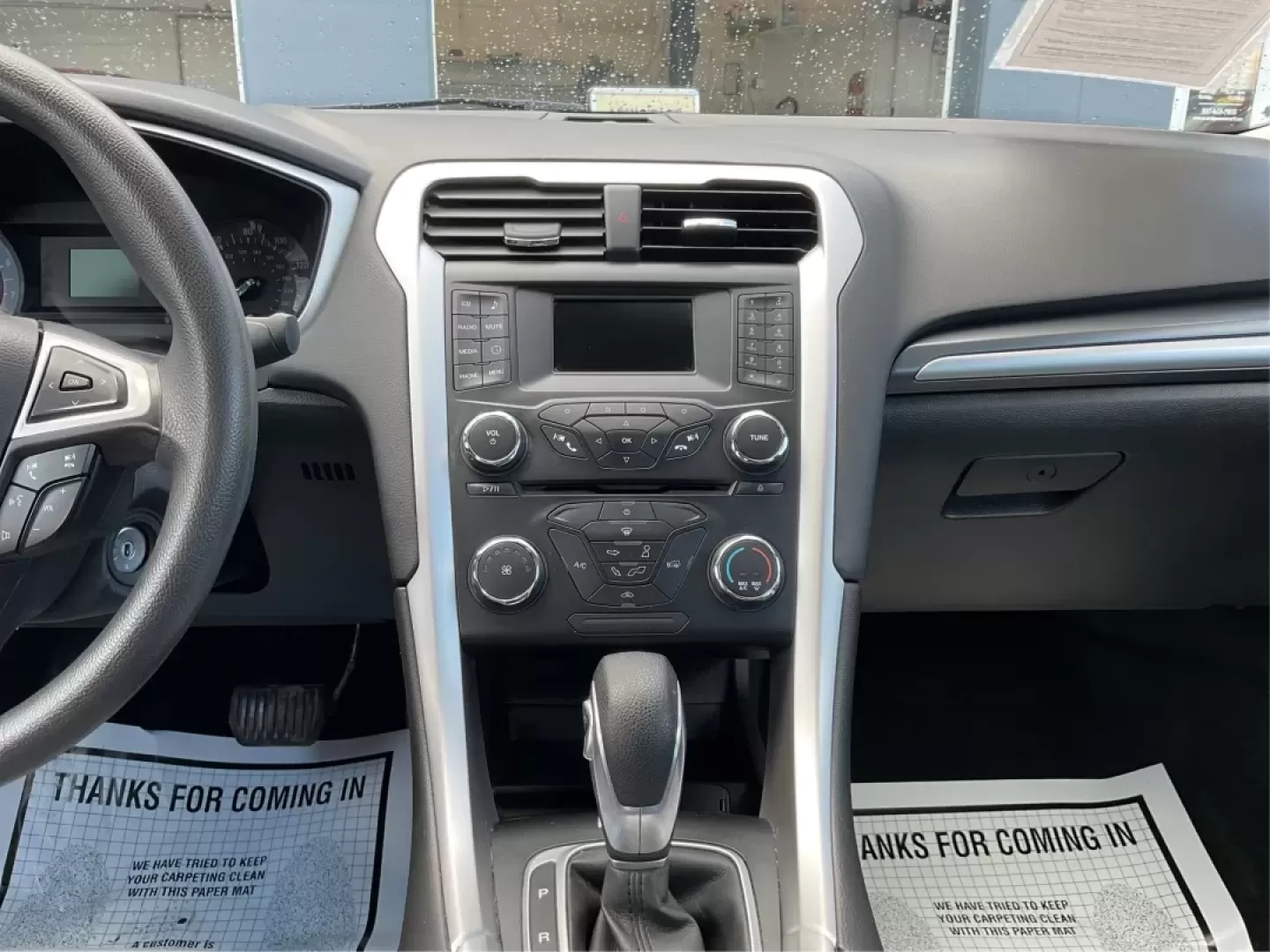 2014 Ford Fusion S (3FA6P0G75ER) with an Duratec 2.5L I-4 DOHC engine, located at 401 Woodman Dr, Riverside, OH, 45431, (937) 908-9800, 39.760899, -84.123421 - **Discover Your Next Adventure with the 2014 Ford Fusion at Advantage Car and Credit!**<br /> <br /> Are you ready to elevate your daily commute or embark on weekend road trips? The 2014 Ford Fusion at Advantage Car and Credit is your perfect companion for both. Its stylish design and dependable per - Photo#12