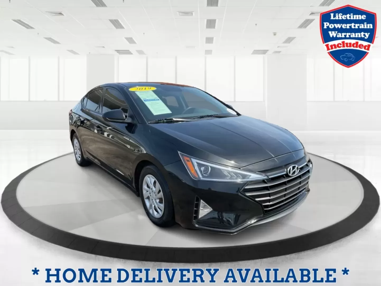 2019 Hyundai Elantra SE (5NPD74LF7KH) with an Nu 2L I-4 DOHC engine, located at 401 Woodman Dr, Riverside, OH, 45431, (937) 908-9800, 39.760899, -84.123421 - **Unlock Your Adventure with the 2019 Hyundai Elantra SE at Advantage Car and Credit!**<br /> <br /> Are you ready to elevate your daily commute or embark on weekend road trips in style? This 2019 Hyundai Elantra SE is the perfect blend of practicality and sophistication, making it an outstanding ch - Photo#0