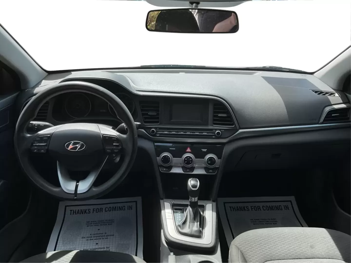 2019 Hyundai Elantra SE (5NPD74LF7KH) with an Nu 2L I-4 DOHC engine, located at 401 Woodman Dr, Riverside, OH, 45431, (937) 908-9800, 39.760899, -84.123421 - **Unlock Your Adventure with the 2019 Hyundai Elantra SE at Advantage Car and Credit!**<br /> <br /> Are you ready to elevate your daily commute or embark on weekend road trips in style? This 2019 Hyundai Elantra SE is the perfect blend of practicality and sophistication, making it an outstanding ch - Photo#18