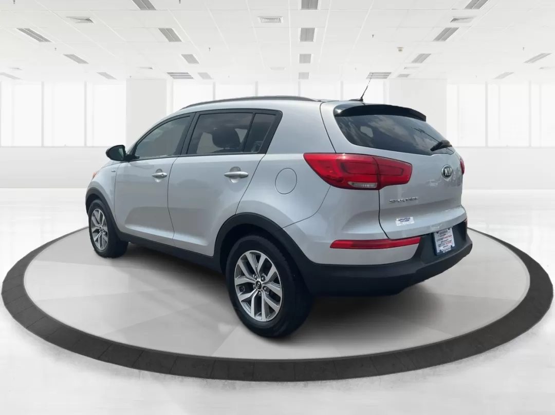 2016 Kia Sportage LX (KNDPBCACXG7) with an Theta II 2.4L I-4 gasoline direct injection engine, located at 401 Woodman Dr, Riverside, OH, 45431, (937) 908-9800, 39.760899, -84.123421 - Photo#4