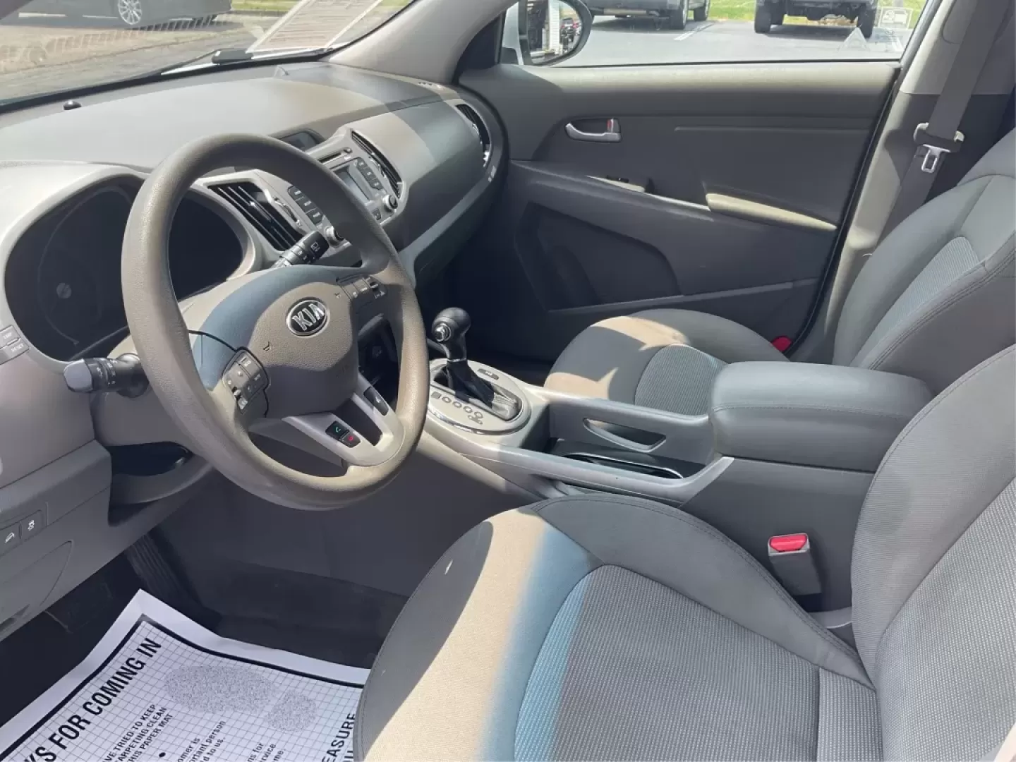 2016 Kia Sportage LX (KNDPBCACXG7) with an Theta II 2.4L I-4 gasoline direct injection engine, located at 401 Woodman Dr, Riverside, OH, 45431, (937) 908-9800, 39.760899, -84.123421 - Embrace the journey of life with the 2016 Kia Sportage LX, a vehicle designed for those who thrive on adventure and seek comfort in their daily commute. Whether you're navigating the bustling streets of Fairborn, OH, or embarking on a weekend family getaway, this versatile crossover is your perfect - Photo#9