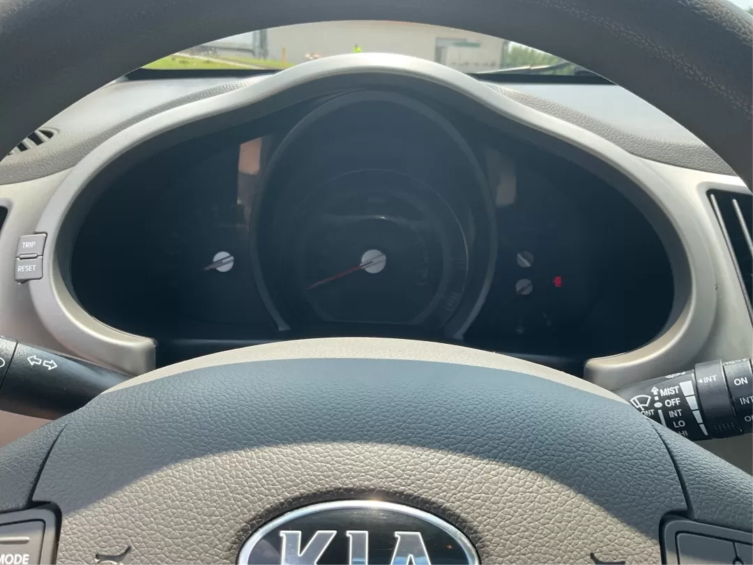 2016 Kia Sportage LX (KNDPBCACXG7) with an Theta II 2.4L I-4 gasoline direct injection engine, located at 401 Woodman Dr, Riverside, OH, 45431, (937) 908-9800, 39.760899, -84.123421 - Photo#15