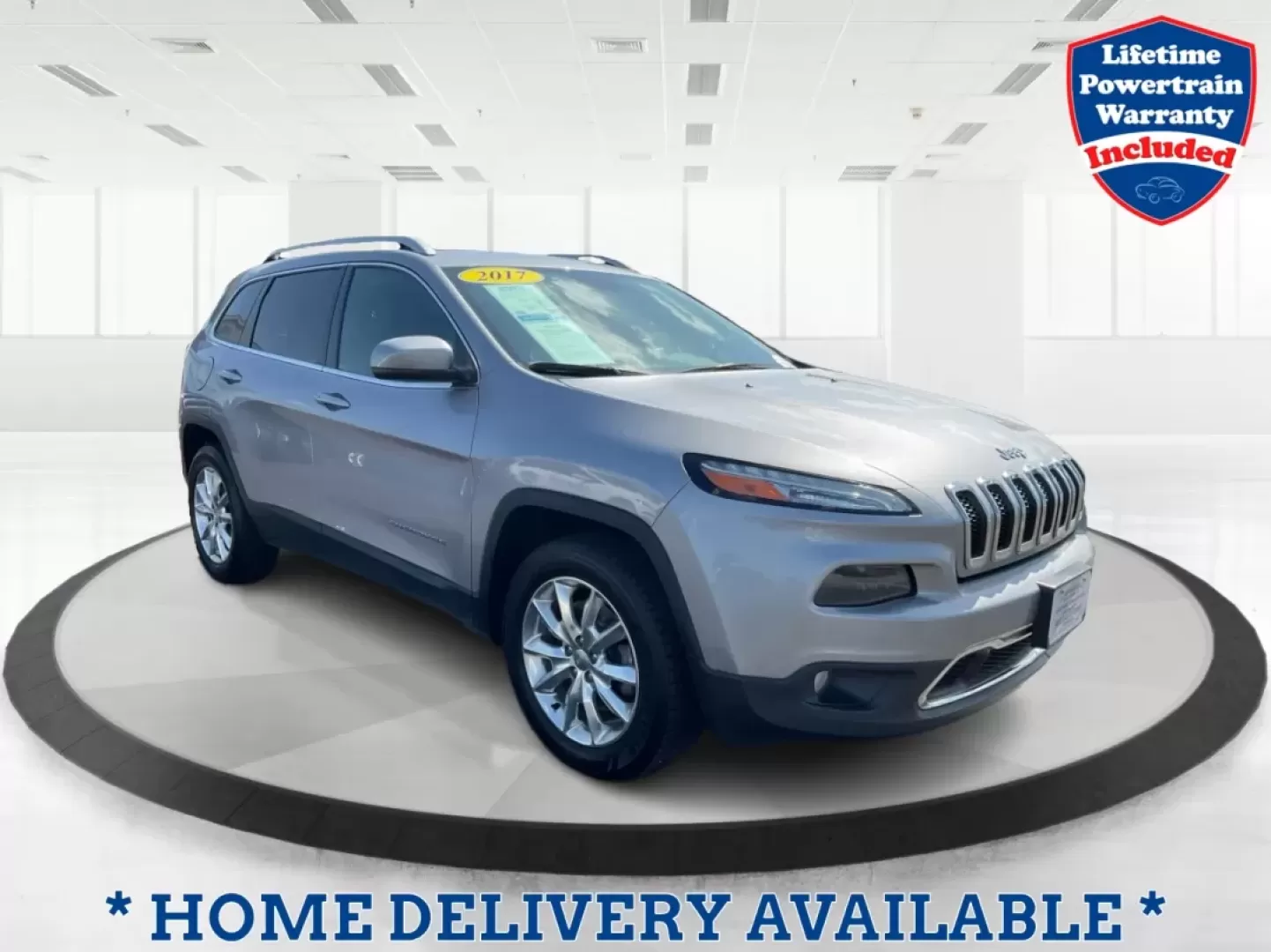 2017 Jeep Cherokee Limited 4x4 (1C4PJMDB5HW) with an Other engine, located at 401 Woodman Dr, Riverside, OH, 45431, (937) 908-9800, 39.760899, -84.123421 - **Adventure Awaits with the 2017 Jeep Cherokee Limited 4x4: Your Perfect Family Crossover!**<br /> <br /> Discover the ultimate blend of style, comfort, and performance with the 2017 Jeep Cherokee Limited 4x4, available now at Advantage Car and Credit in Fairborn, OH. This vehicle is designed for th - Photo#0