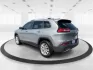 2017 Jeep Cherokee Limited 4x4 (1C4PJMDB5HW) with an Other engine, located at 401 Woodman Dr, Riverside, OH, 45431, (937) 908-9800, 39.760899, -84.123421 - **Adventure Awaits with the 2017 Jeep Cherokee Limited 4x4: Your Perfect Family Crossover!**<br /> <br /> Discover the ultimate blend of style, comfort, and performance with the 2017 Jeep Cherokee Limited 4x4, available now at Advantage Car and Credit in Fairborn, OH. This vehicle is designed for th - Photo#4