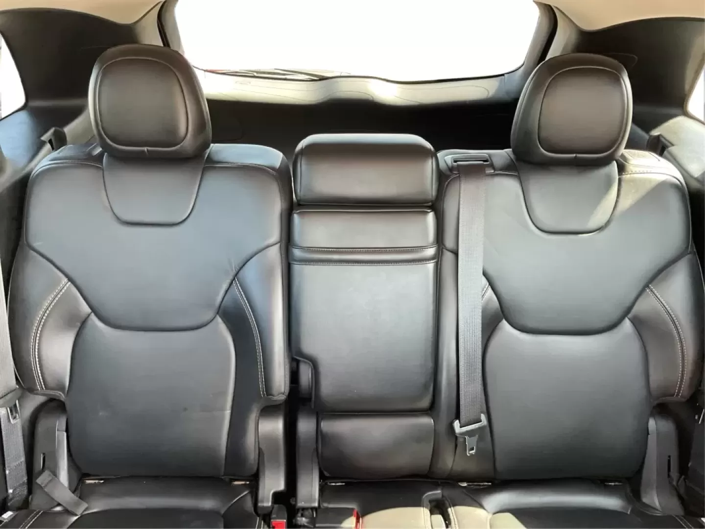 2017 Jeep Cherokee Limited 4x4 (1C4PJMDB5HW) with an Other engine, located at 401 Woodman Dr, Riverside, OH, 45431, (937) 908-9800, 39.760899, -84.123421 - **Adventure Awaits with the 2017 Jeep Cherokee Limited 4x4: Your Perfect Family Crossover!**<br /> <br /> Discover the ultimate blend of style, comfort, and performance with the 2017 Jeep Cherokee Limited 4x4, available now at Advantage Car and Credit in Fairborn, OH. This vehicle is designed for th - Photo#14
