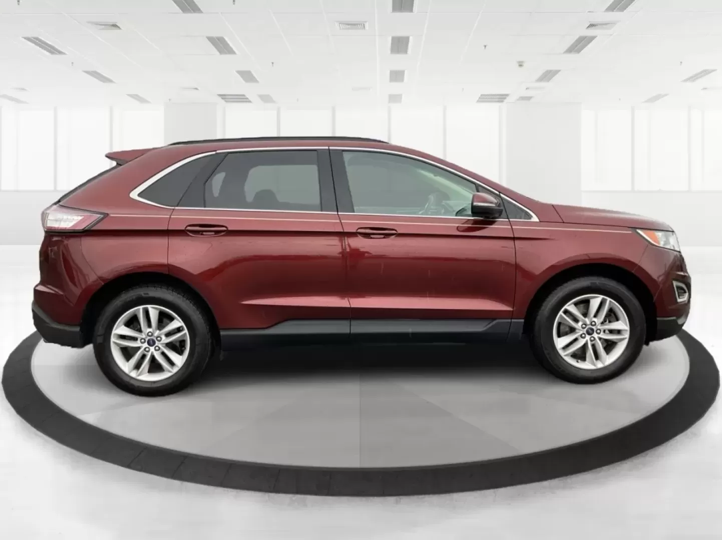 2016 Ford Edge SEL (2FMPK4J92GB) with an Other engine, located at 1184 Kauffman Ave, Fairborn, OH, 45324, (937) 908-9800, 39.807072, -84.030914 - Discover the perfect blend of comfort, style, and functionality with the 2016 Ford Edge SEL, available now at Advantage Car and Credit in Fairborn, OH. Whether you're a growing family in need of extra space, a commuter seeking reliability, or a weekend adventurer ready to explore, this SUV is design - Photo#1