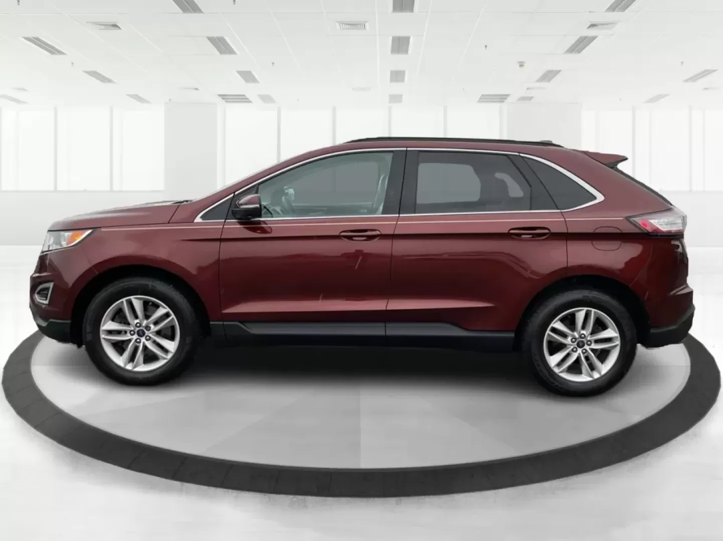 2016 Ford Edge SEL (2FMPK4J92GB) with an Other engine, located at 1184 Kauffman Ave, Fairborn, OH, 45324, (937) 908-9800, 39.807072, -84.030914 - Discover the perfect blend of comfort, style, and functionality with the 2016 Ford Edge SEL, available now at Advantage Car and Credit in Fairborn, OH. Whether you're a growing family in need of extra space, a commuter seeking reliability, or a weekend adventurer ready to explore, this SUV is design - Photo#5