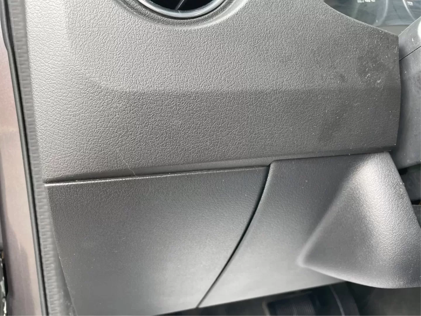 2016 Jeep Patriot Sport (1C4NJPBAXGD) with an Other engine, located at 401 Woodman Dr, Riverside, OH, 45431, (937) 908-9800, 39.760899, -84.123421 - **Explore New Adventures with the 2016 Jeep Patriot Sport SUV at Advantage Car and Credit in Fairborn, OH!**<br /> <br /> Are you ready to elevate your lifestyle with a vehicle that complements your adventurous spirit? Whether you're navigating the bustling streets of Fairborn or hitting the trails - Photo#17