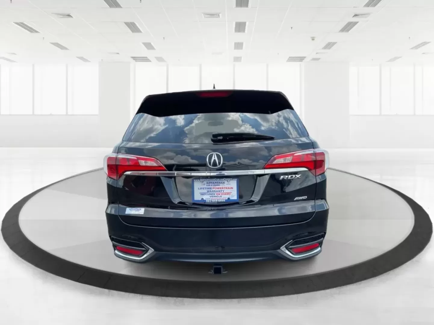 2018 Acura RDX AcuraWatch Plus Package (5J8TB4H34JL) with an 3.5L V-6 i-VTEC variable valve control engine, located at 401 Woodman Dr, Riverside, OH, 45431, (937) 908-9800, 39.760899, -84.123421 - **Elevate Your Commute and Family Adventures with the 2018 Acura RDX at Advantage Car and Credit!**<br /> <br /> Are you in search of a versatile vehicle that promises both comfort and style for your daily commutes or family escapades? Look no further than the stunning 2018 Acura RDX, available at A - Photo#3