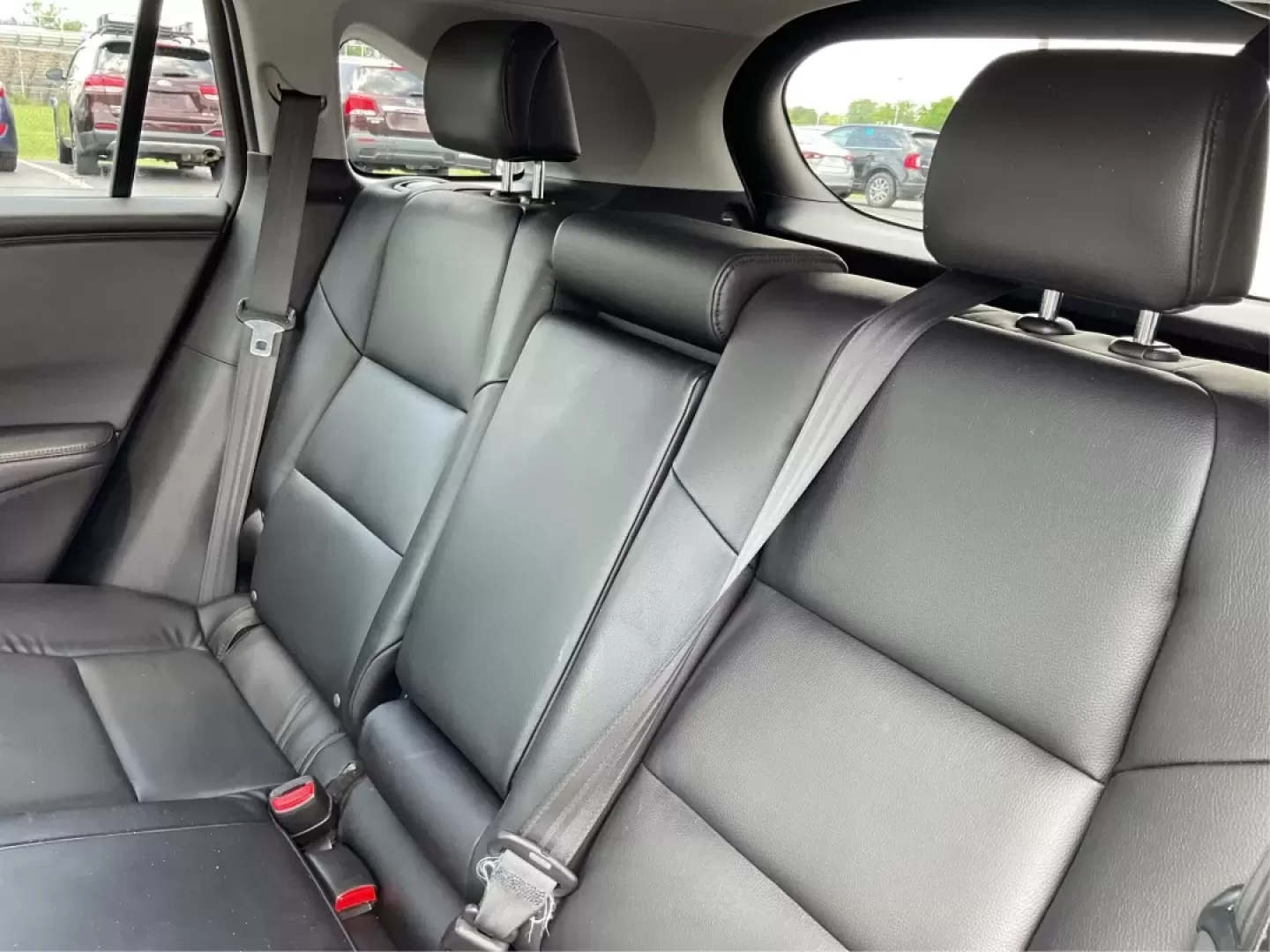 2018 Acura RDX AcuraWatch Plus Package (5J8TB4H34JL) with an 3.5L V-6 i-VTEC variable valve control engine, located at 401 Woodman Dr, Riverside, OH, 45431, (937) 908-9800, 39.760899, -84.123421 - **Elevate Your Commute and Family Adventures with the 2018 Acura RDX at Advantage Car and Credit!**<br /> <br /> Are you in search of a versatile vehicle that promises both comfort and style for your daily commutes or family escapades? Look no further than the stunning 2018 Acura RDX, available at A - Photo#10