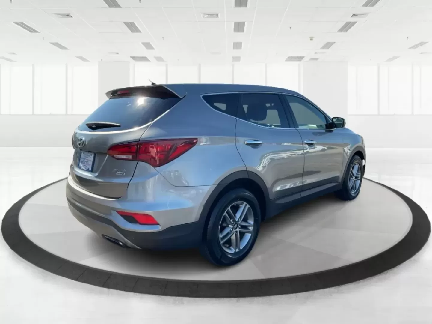 2018 Hyundai Santa Fe 2.4L (5NMZTDLB0JH) with an Theta II 2.4L I-4 gasoline direct injection engine, located at 401 Woodman Dr, Riverside, OH, 45431, (937) 908-9800, 39.760899, -84.123421 - Experience the perfect blend of comfort, style, and versatility with the **2018 Hyundai Santa Fe Sport**, now available at **Advantage Car and Credit**, your trusted **Buy Here Pay Here dealership** located at **1184 Kauffman Ave, Fairborn, OH 45324**. Whether you're a growing family looking for a r - Photo#2