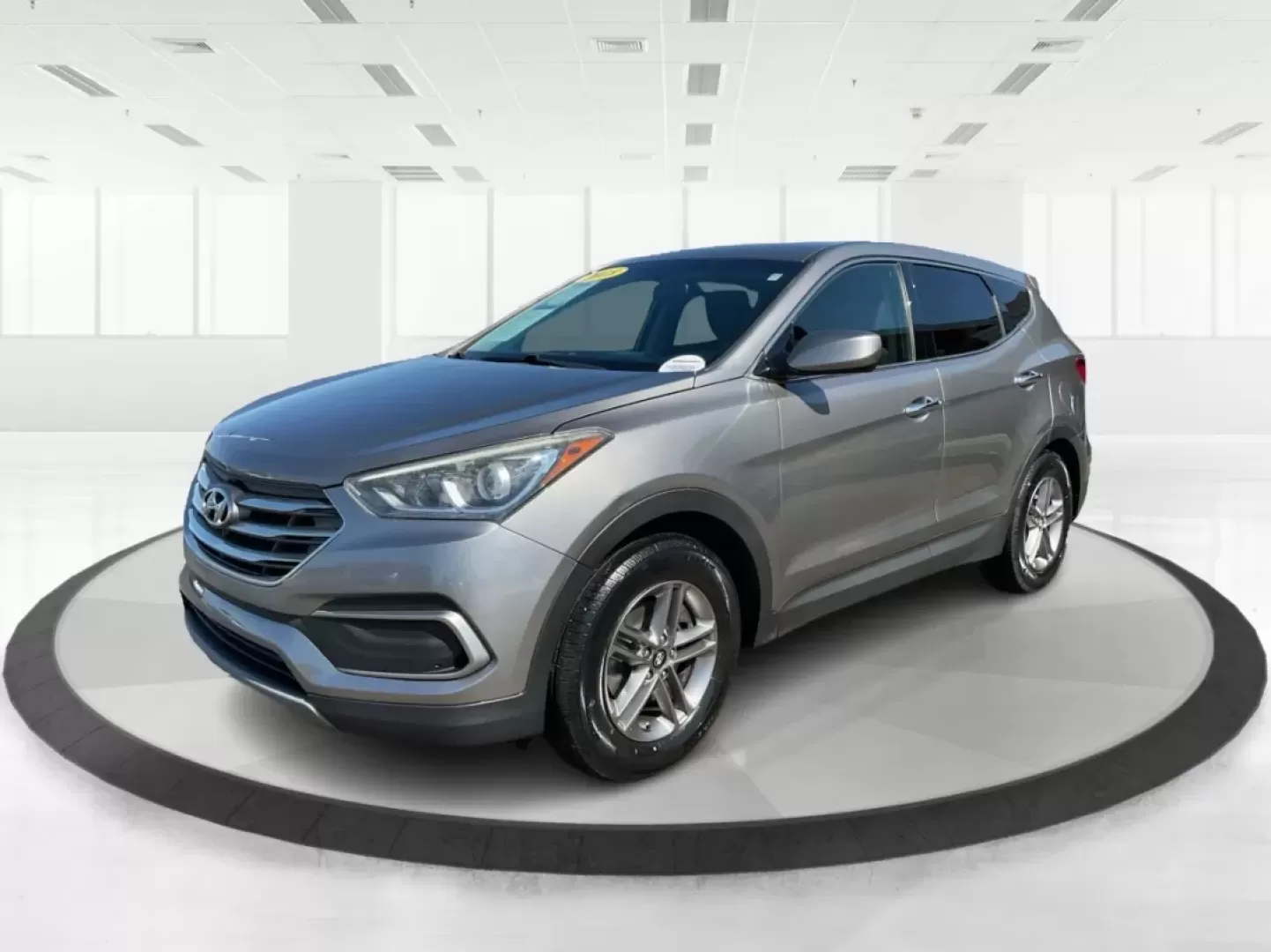 2018 Hyundai Santa Fe 2.4L (5NMZTDLB0JH) with an Theta II 2.4L I-4 gasoline direct injection engine, located at 401 Woodman Dr, Riverside, OH, 45431, (937) 908-9800, 39.760899, -84.123421 - Experience the perfect blend of comfort, style, and versatility with the **2018 Hyundai Santa Fe Sport**, now available at **Advantage Car and Credit**, your trusted **Buy Here Pay Here dealership** located at **1184 Kauffman Ave, Fairborn, OH 45324**. Whether you're a growing family looking for a r - Photo#7