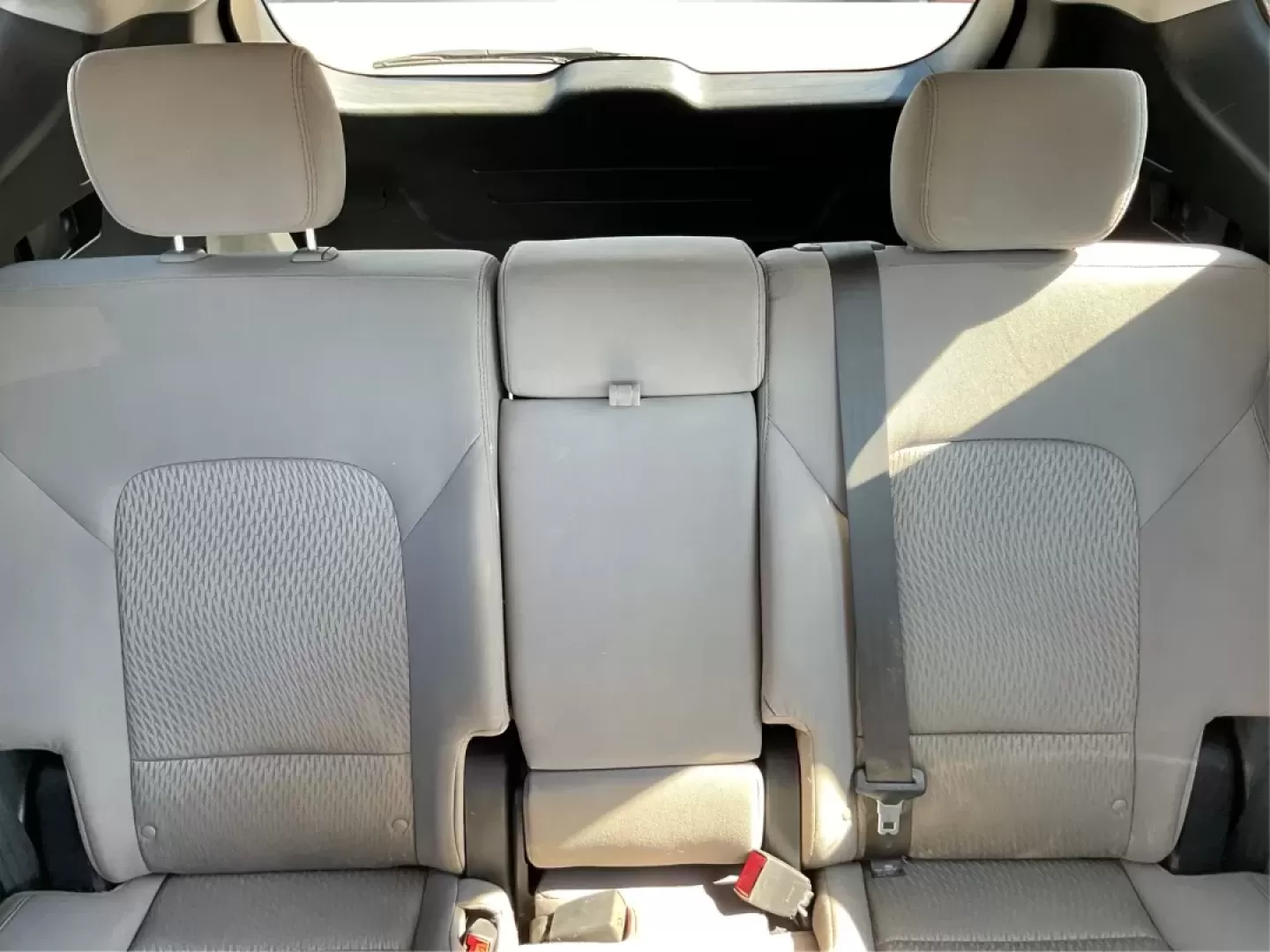 2018 Hyundai Santa Fe 2.4L (5NMZTDLB0JH) with an Theta II 2.4L I-4 gasoline direct injection engine, located at 401 Woodman Dr, Riverside, OH, 45431, (937) 908-9800, 39.760899, -84.123421 - Experience the perfect blend of comfort, style, and versatility with the **2018 Hyundai Santa Fe Sport**, now available at **Advantage Car and Credit**, your trusted **Buy Here Pay Here dealership** located at **1184 Kauffman Ave, Fairborn, OH 45324**. Whether you're a growing family looking for a r - Photo#13