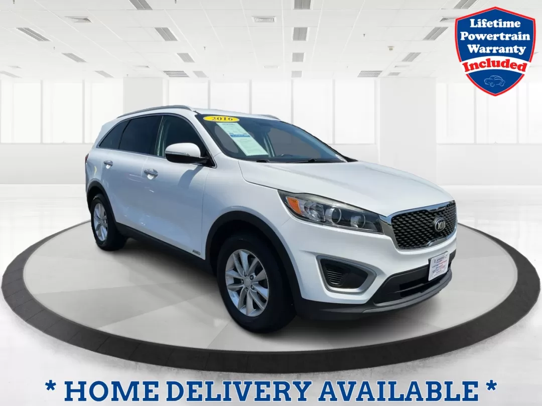 photo of 2016 Kia Sorento 2.4L LX